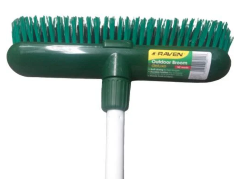 Raven Outdoor Broom